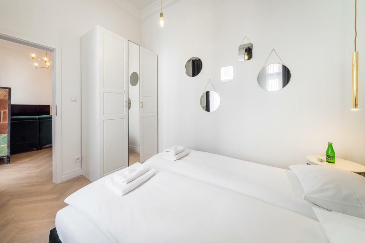 Deluxe Old Town Sw. Krzyza Wawelofts Апартаменти *