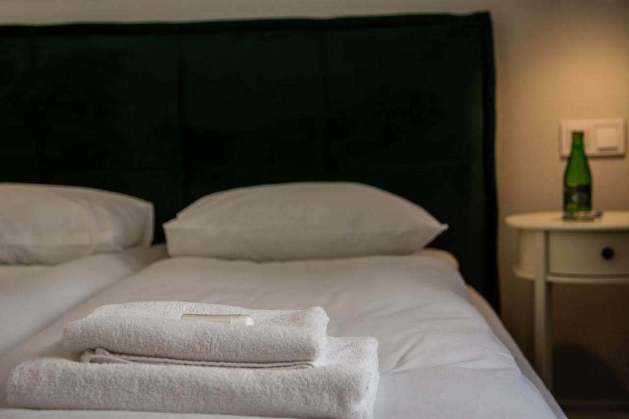 Deluxe Old Town Sw. Krzyza Wawelofts Апартаменти Краків