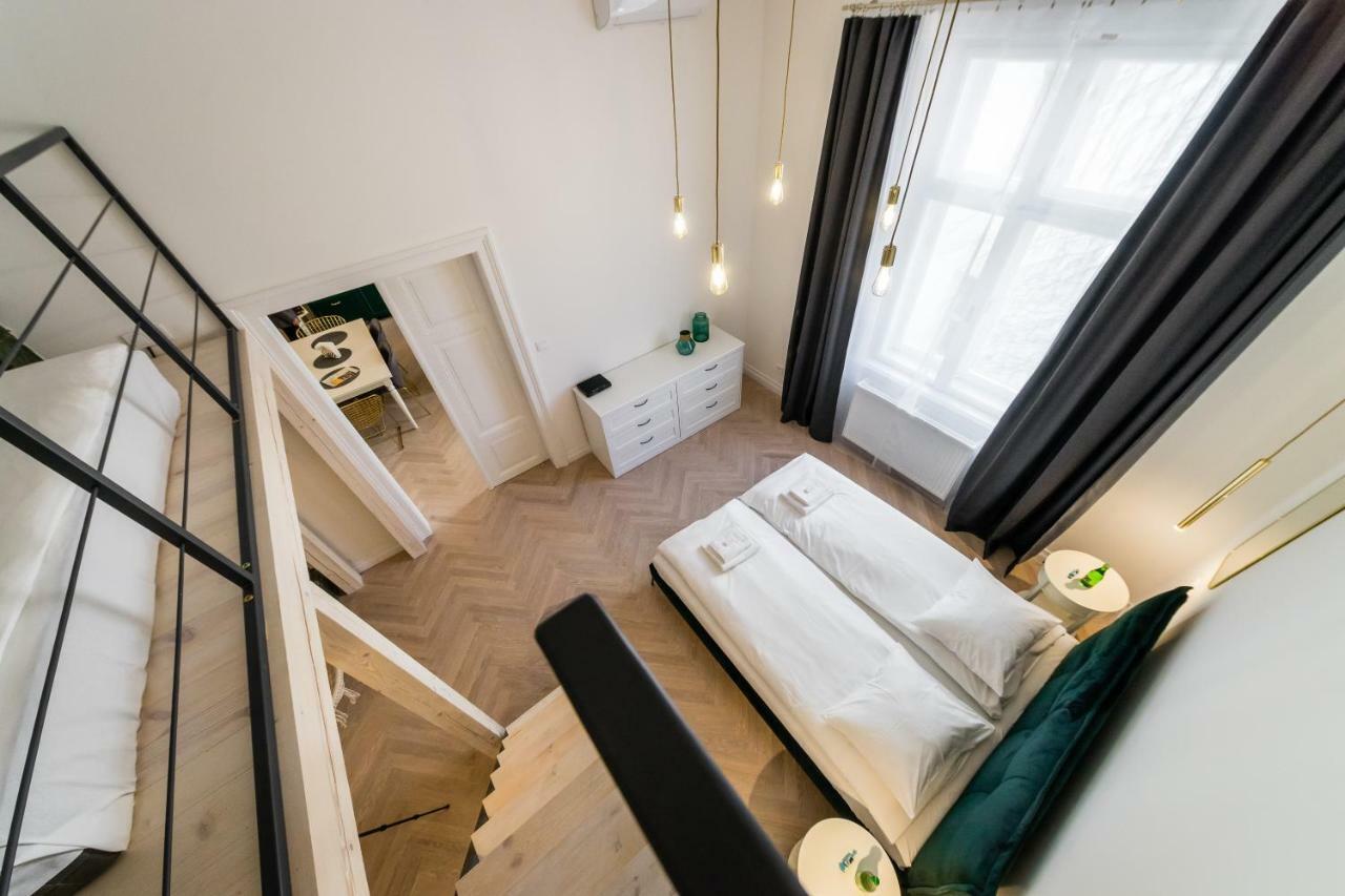Deluxe Old Town Sw. Krzyza Wawelofts Апартаменти *