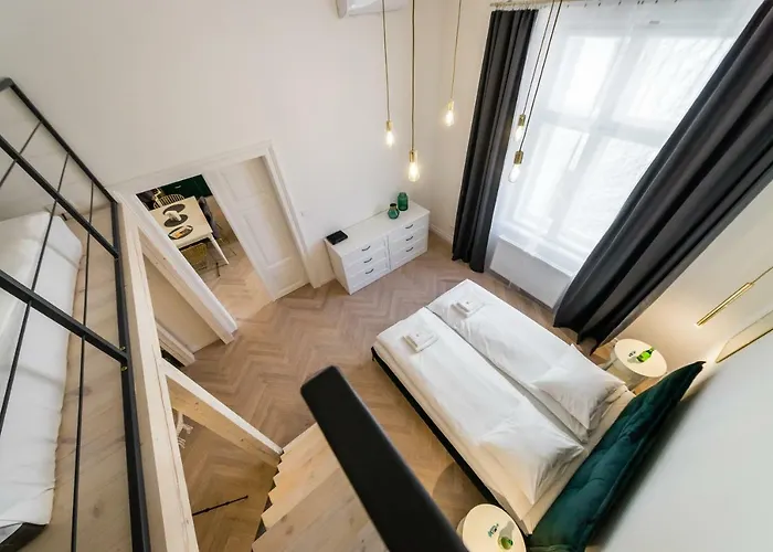 Apartament Deluxe Old Town Sw. Krzyza Wawelofts