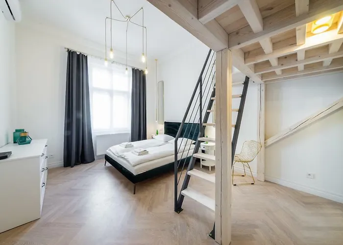 Apartament Deluxe Old Town Sw. Krzyza Wawelofts